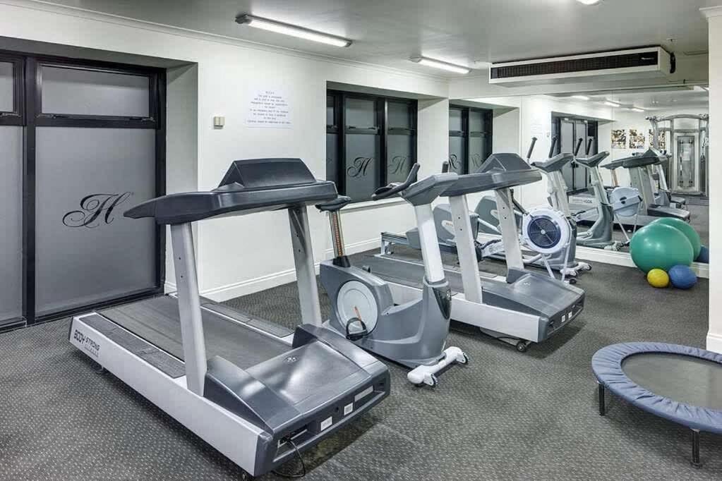Highrise Studio Apartment W/ Ac, Pool & Gym In Auckland Cbd Exterior foto